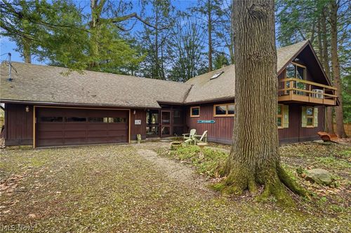 4706 Diane Dr, Ashtabula, OH, 44004-4636 | Card Image