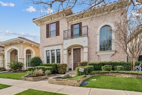 821 La Cima, Irving, TX, 75039-3067 | Card Image