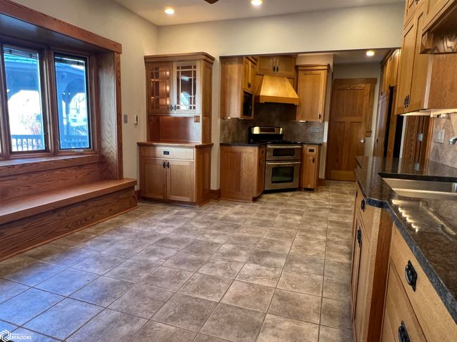 1010 Center St, House other with 4 bedrooms, 3 bathrooms and null parking in Manning IA | Image 21