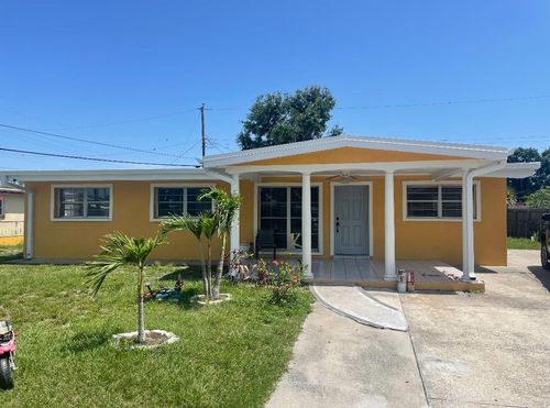 7613 Reindeer Rd, TAMPA, FL, 33619-5643 | Card Image