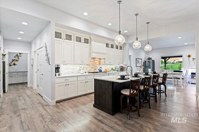 22962 Signature Pointe Ln, House other with 4 bedrooms, 3 bathrooms and 4 parking in Wilder ID | Image 7
