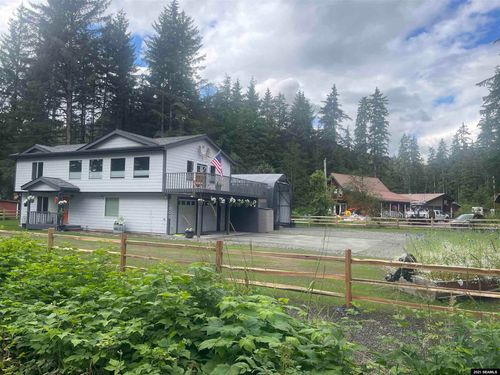 11900 Mendenhall Loop Rd, Juneau, AK, 99801-8604 | Card Image