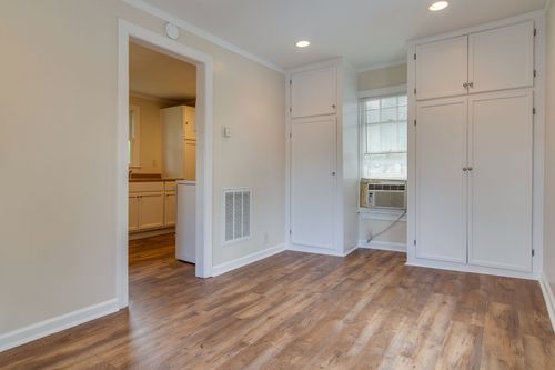b-2237B Blair Blvd, Nashville, TN, 37212-4903 | Card Image