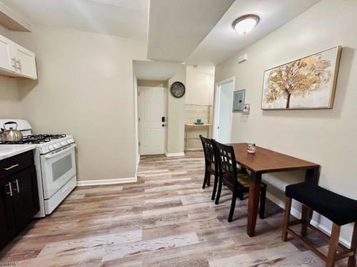 2-123 N 15th St, East Orange, NJ, 07017-5235 | Card Image