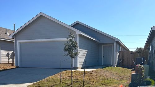 6922 Biotite Rdg, Elmendorf, TX, 78112-0477 | Card Image