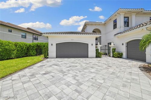 4509 Azalea Dr, NAPLES, FL, 34119-9055 | Card Image