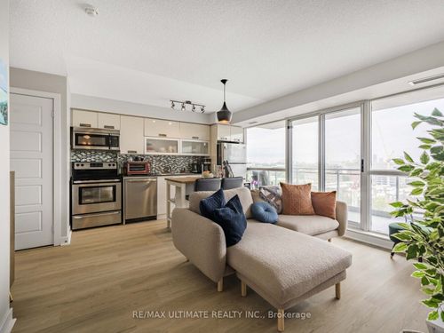 1108-100 Western Battery Rd, Toronto, ON, M6K3S2 | Card Image