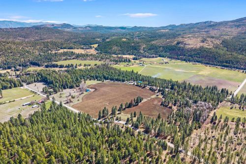 2068 Addy Gifford Rd, Addy, WA, 99101-9719 | Card Image