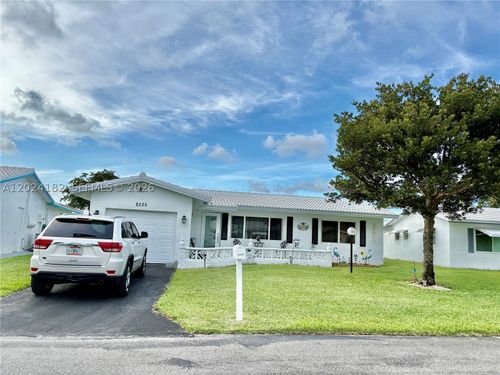 8225 Nw 12th Ct, Plantation, FL, 33322-4607 | Card Image