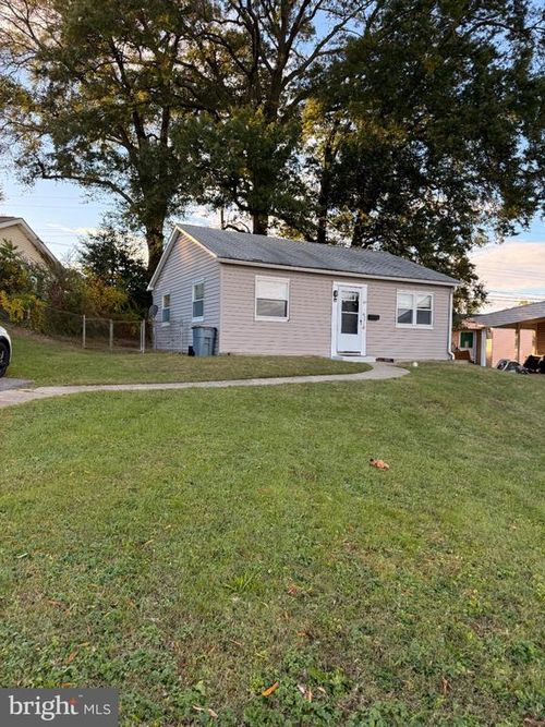 10 Compass Rd, MIDDLE RIVER, MD, 21220-4502 | Card Image