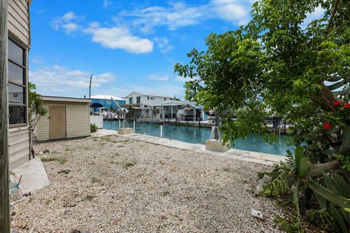 647 82nd Street Ocean, Marathon, FL, 33050-3265 | Card Image