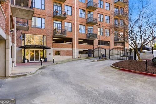 702-3235 Roswell Rd Ne, Atlanta, GA, 30305-1885 | Card Image