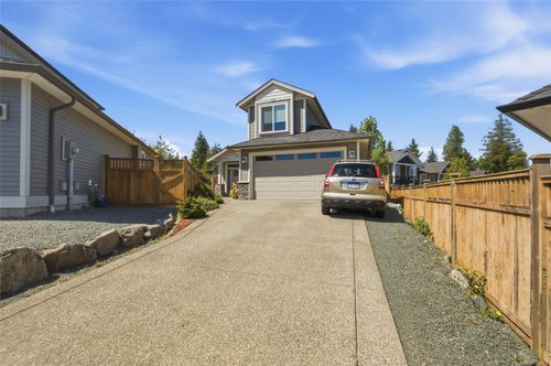 751 James Pl, Ladysmith, BC, V9G0A5 | Card Image