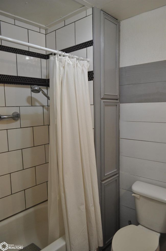 1036 N Crawford St, House other with 3 bedrooms, 3 bathrooms and null parking in Carroll IA | Image 38