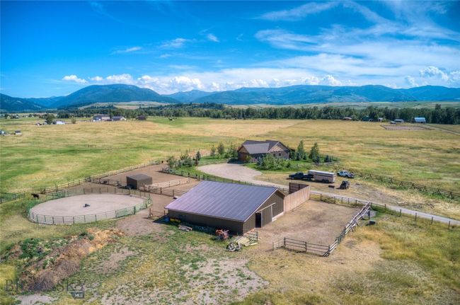 11762 Gooch Hill Rd, House other with 3 bedrooms, 3 bathrooms and null parking in Gallatin Gateway MT | Image 43