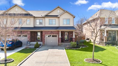 8679 Dogwood Cres, Niagara Falls, ON, L2H0K9 | Card Image