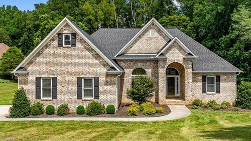 592 Carson Ridge Dr, Oak Ridge, NC, 27310-9693 | Card Image