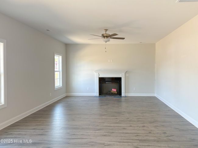 707 Ellabond St, House other with 4 bedrooms, 3 bathrooms and 2 parking in Sneads Ferry NC | Image 5