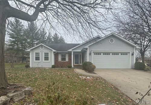 160 Coventry Way, Highland, IL, 62249-2940 | Card Image