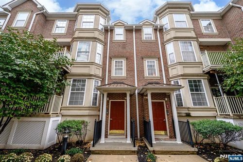 200 Dey St, Harrison, NJ, 07029-1884 | Card Image