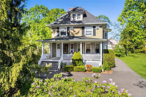 24 (AKA 30 via USPS) Hawthorne Ave, Port Chester, NY, 10573-2927 | Card Image