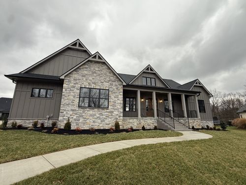 879 Shady Bluff Trl, Clarksville, TN, 37043-5974 | Card Image