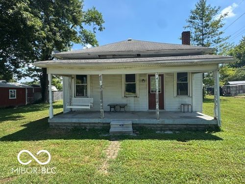 204 N Pierce St, Saint Paul, IN, 47272-9564 | Card Image
