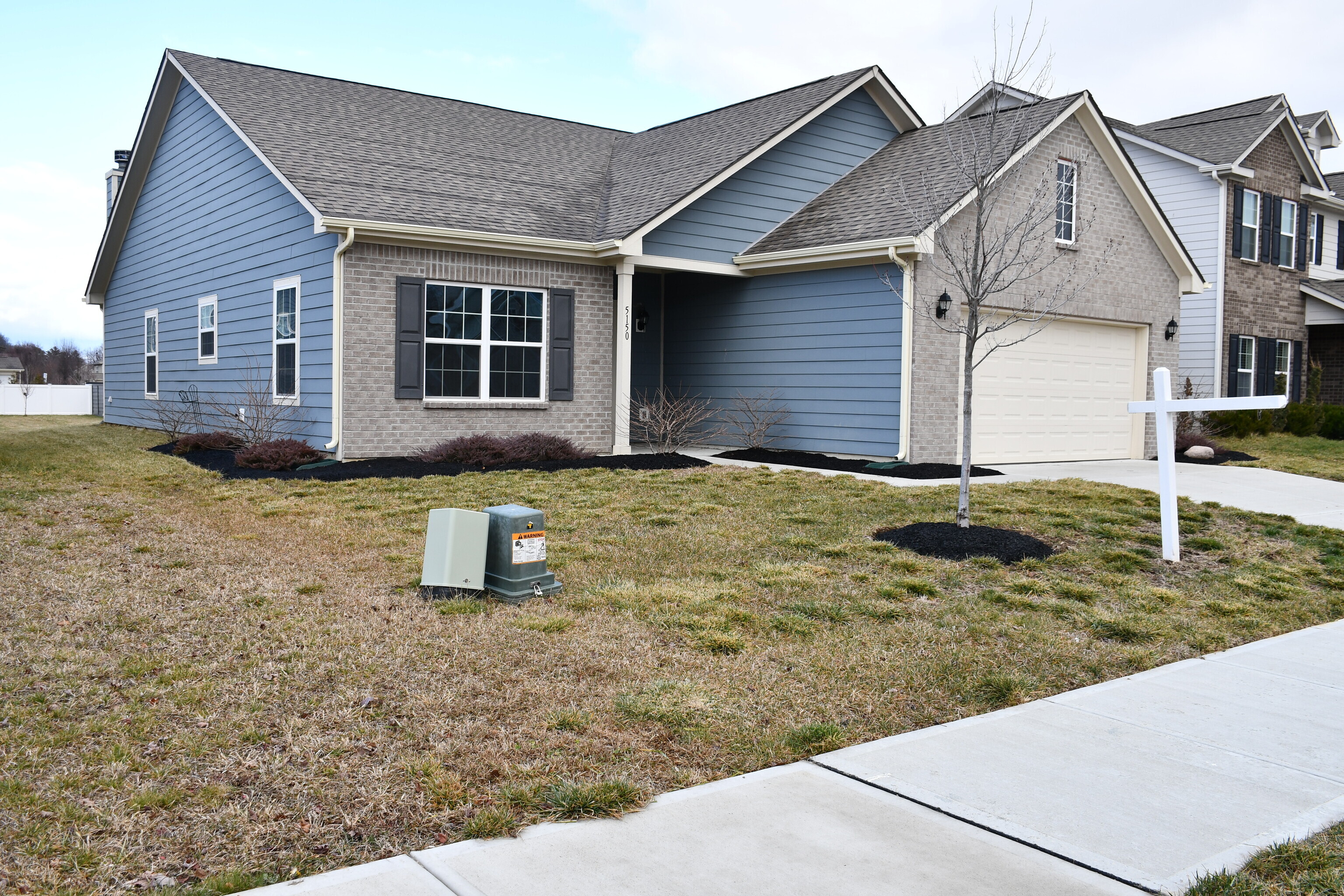5150 Arryne Drive S, For Sale in Noblesville Zoocasa