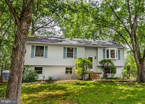 451 9th St, Newtonville, NJ, 08346-2017 | Card Image