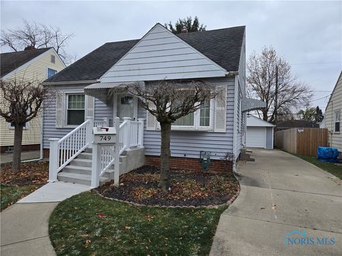 749 Southover Road, Toledo, OH, 43612 | Card Image