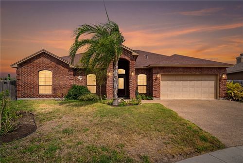 7206 Sebastian Ct, Corpus Christi, TX, 78414-2828 | Card Image