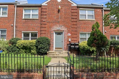 1724 Capitol Ave Ne, WASHINGTON, DC, 20002-2222 | Card Image