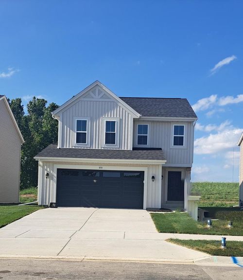 617 Belmont Drive, Watertown, WI, 53094 | Card Image