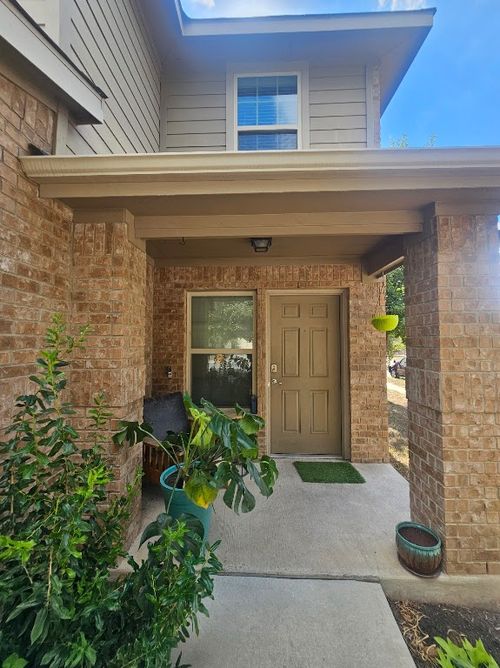 6901 Crestone Rd, Austin, TX, 78744-1790 | Card Image