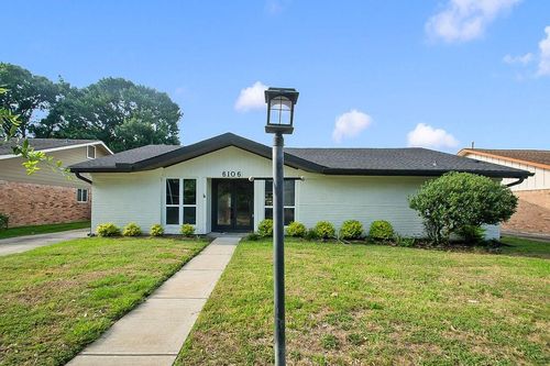 6106 Rutherglenn Dr, Houston, TX, 77096-4605 | Card Image