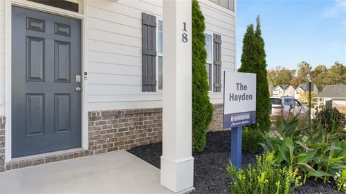 85 White Spruce Way, Newnan, GA, 30265-2600 | Card Image