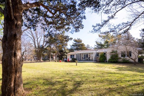 340 Rambler Rd, Southold, NY, 11971-4328 | Card Image