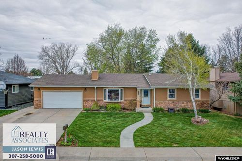 1007 20th St, Wheatland, WY, 82201-2419 | Card Image