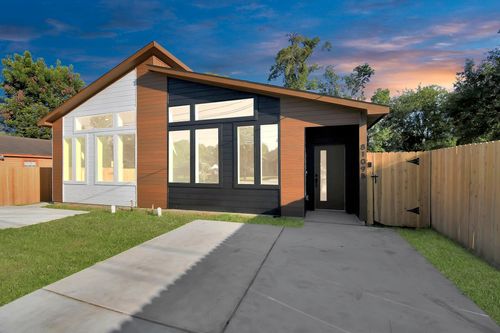 8109 Hamlet St, Houston, TX, 77078-2726 | Card Image