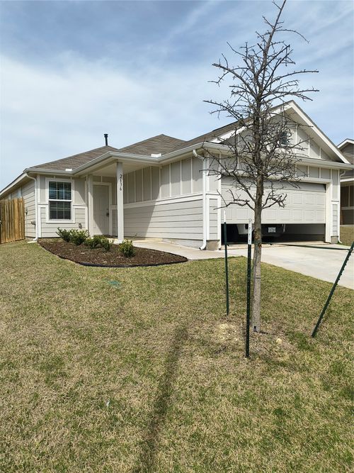 2636 Kingsman Dr, Fort Worth, TX, 76179-1751 | Card Image