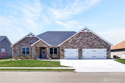 945 Rosenthal Dr, Troy, OH, 45373-9051 | Card Image