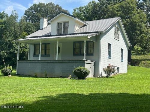 863 Giles Hollow Rd, Rose Hill, VA, 24281 | Card Image
