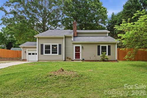 2998 Chestnut Rd, Lincolnton, NC, 28092-8129 | Card Image