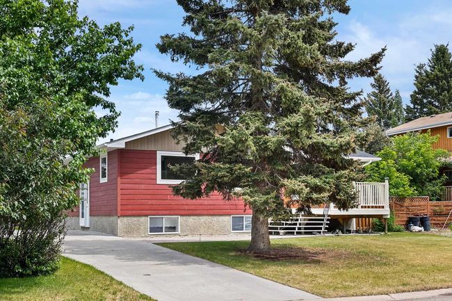 212 5 Ave Ne, House detached with 3 bedrooms, 2 bathrooms and 6 parking in Sundre AB | Image 4