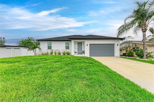 4314 Des Plaines Dr, SARASOTA, FL, 34233-3604 | Card Image