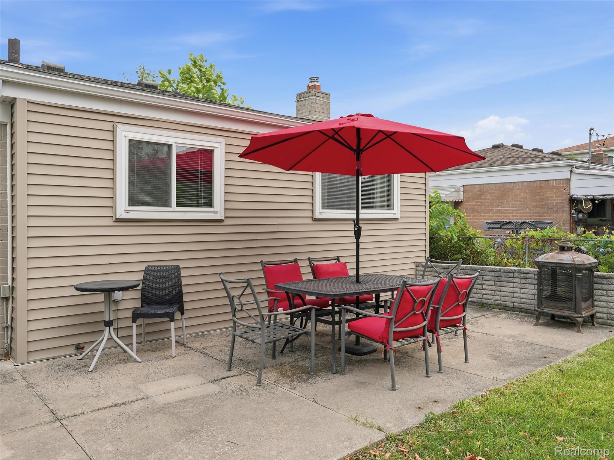 Residential in Warren 4