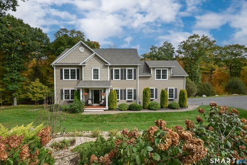 100 Shane Dr, Southbury, CT, 06488-2591 | Card Image