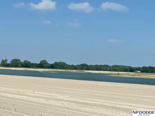 1701 Miles Dr, Norfolk, NE, 68701-3534 | Card Image
