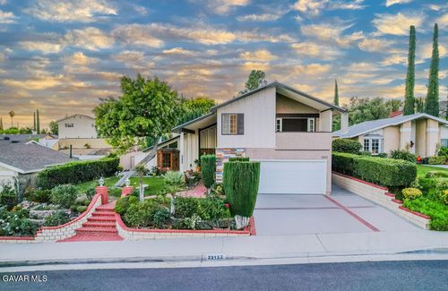 23132 Posada Dr, Santa Clarita, CA, 91354-2212 | Card Image