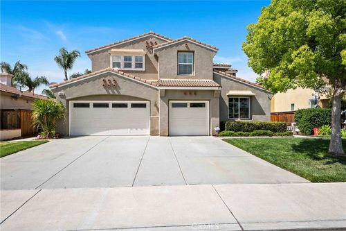 27602 Rockwood Ave, Moreno Valley, CA, 92555-5732 | Card Image
